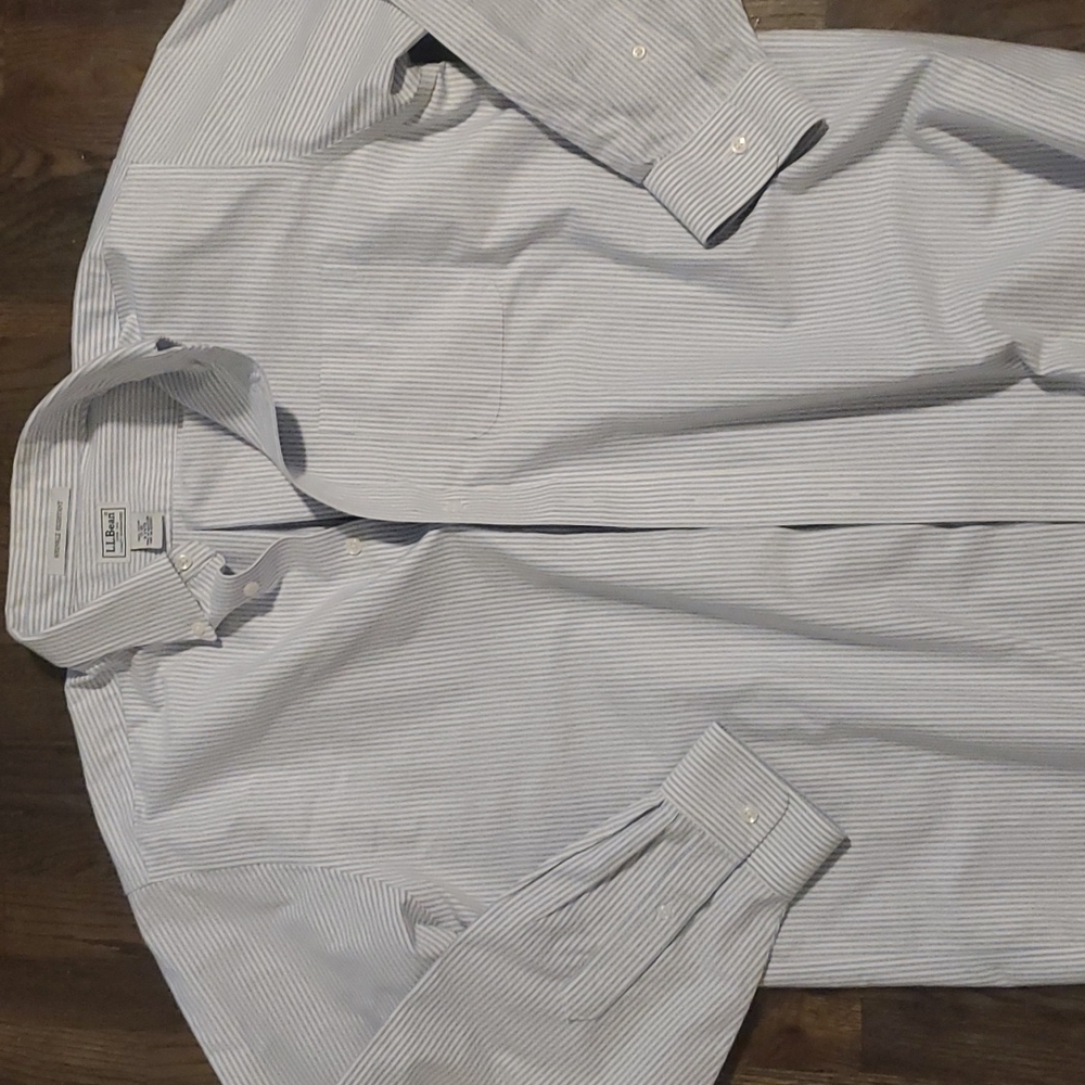 L.L. Bean Mens Button Down Shirt 17-35
